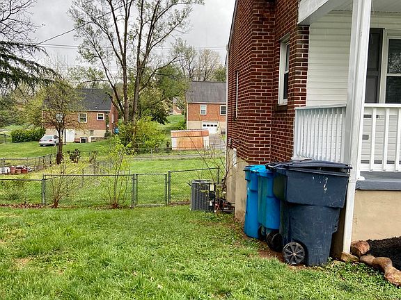 5th image of 2603 Floraland Dr NW