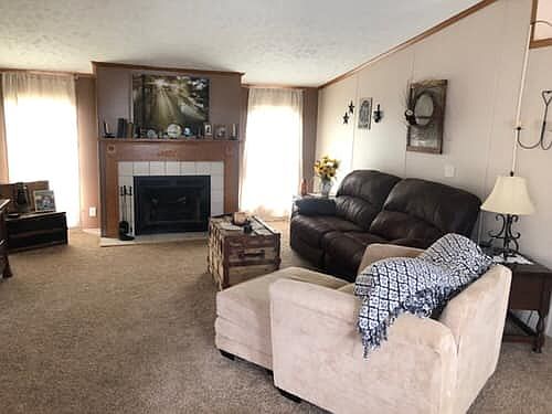 Large Living room with firep