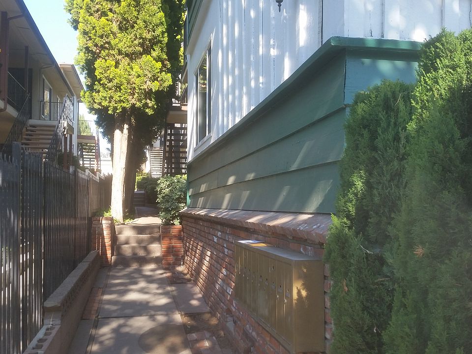 Apt #4