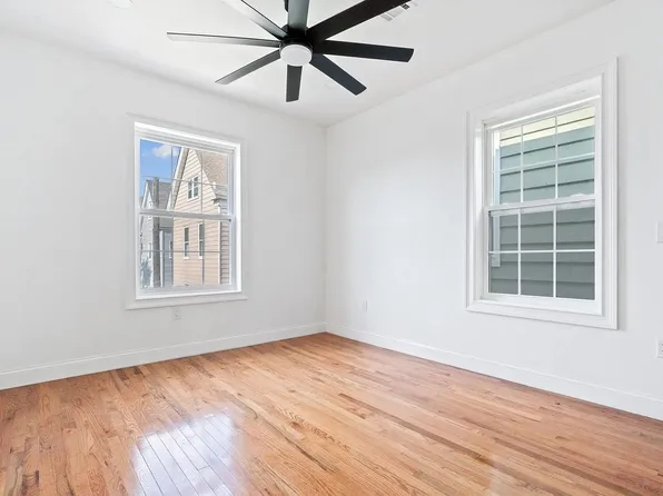 133 West 4th Street image 11 of 14