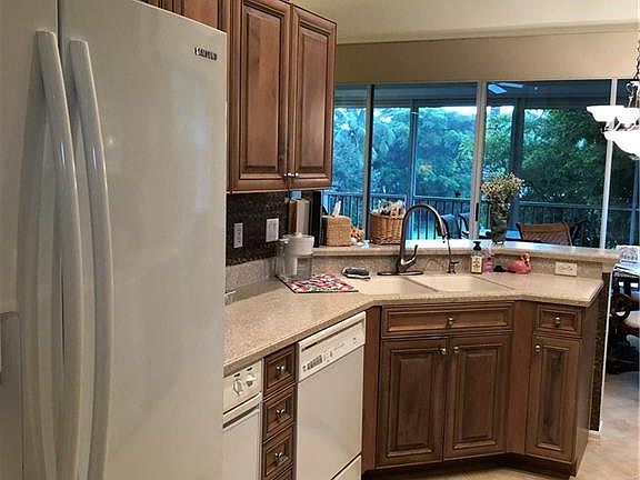 3rd image of 26931 Montego Pointe Ct Unit 203