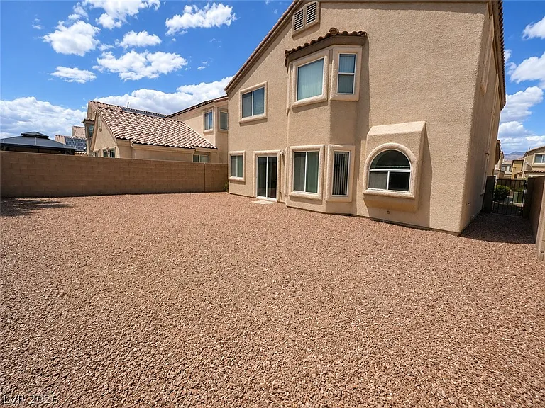 409 Orchid Oasis Ave — Photo 8