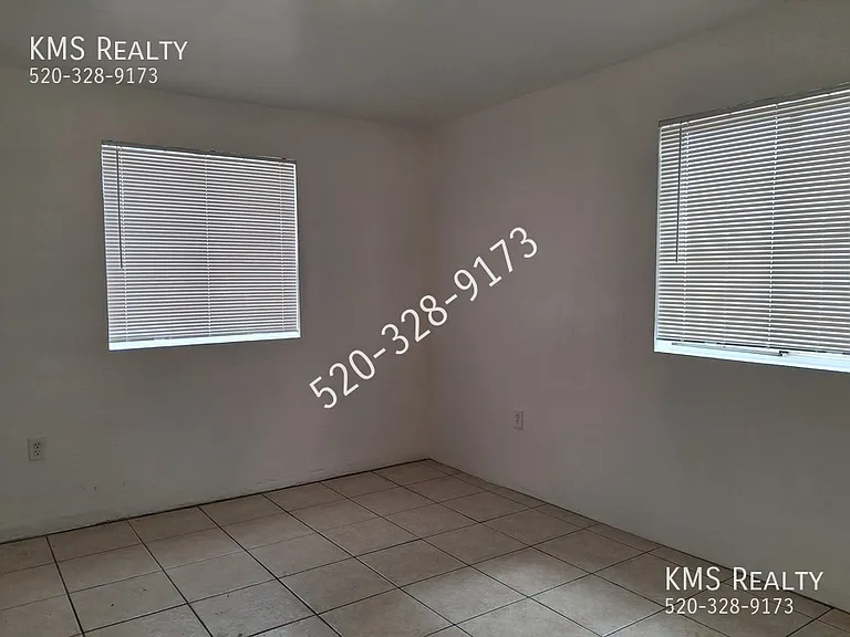 5511 W Utah St — Photo 6