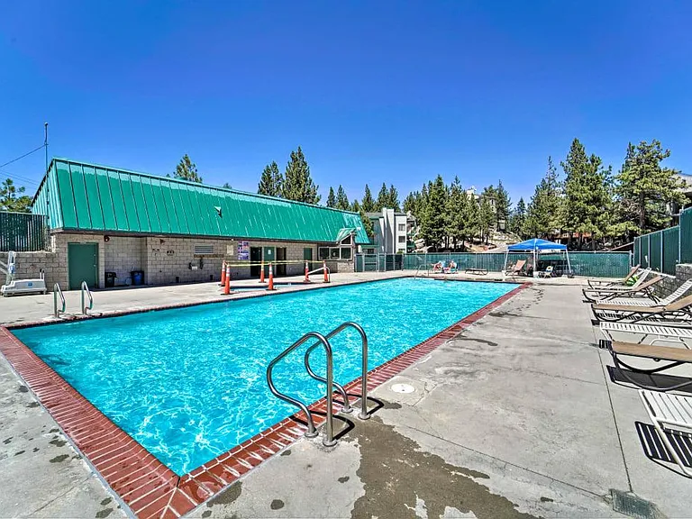 315 Olympic Ct #F-6 — Photo 12