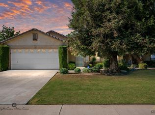 9804 Rancho Verde Dr, Bakersfield, CA 93311