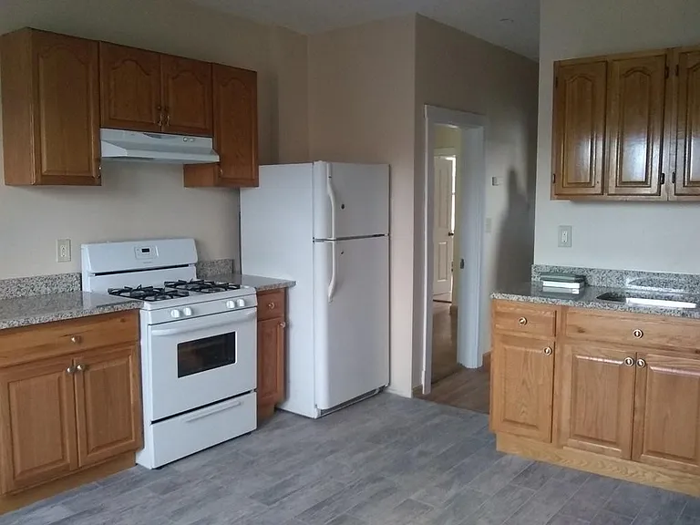 157 Webster Ave #2 — Photo 3