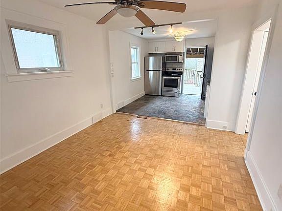 2nd image of 837 Louis Ave