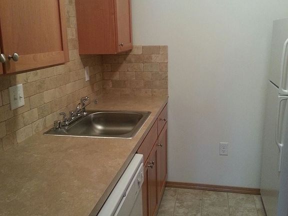 2nd image of 1930 George Washington Way APT 222