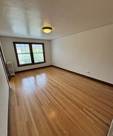 3rd image of 821 9th Ave #0B-1Ba-385Sqft
