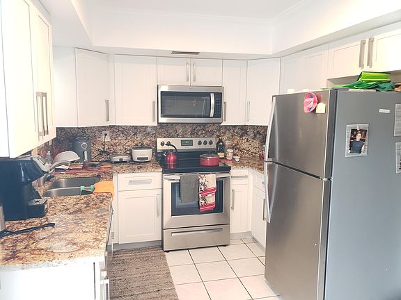 2nd image of 312 SW 1st Street #E-7