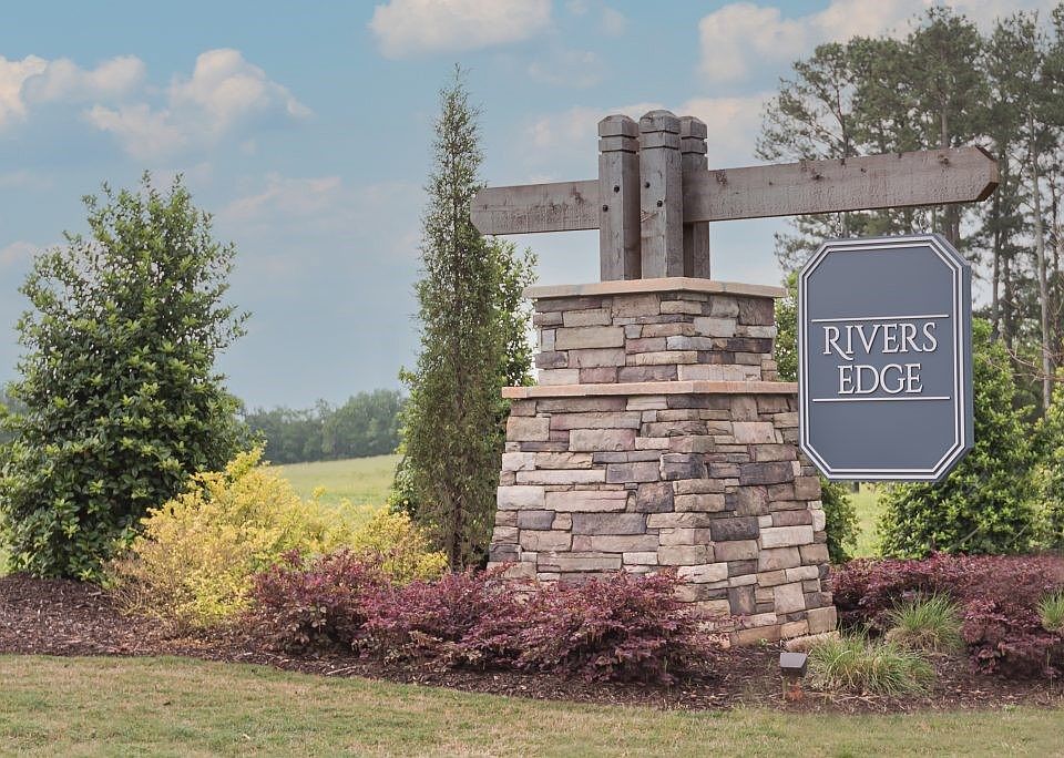 2nd image of 209 Holly Branch Rd