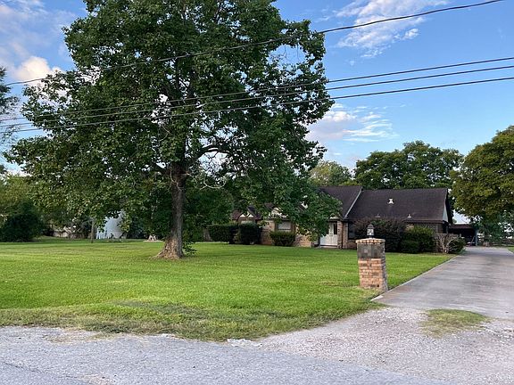 2nd image of 15911 Marek Ln
