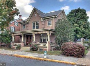 501 Walnut St, Denver, PA 17517