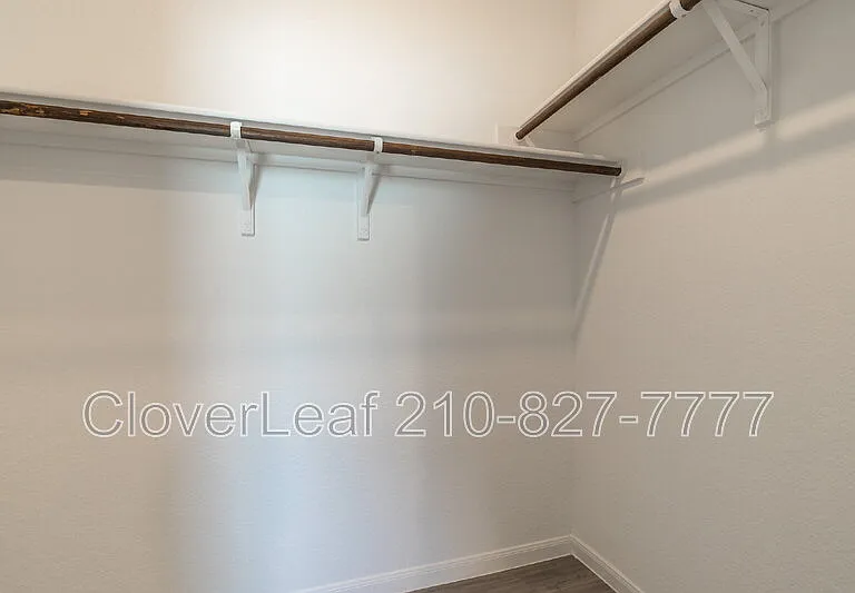 706 Red Field Way — Photo 22