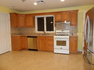 326 Centre Ave #2, Secaucus, NJ 07094