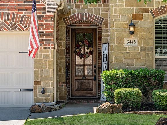 3rd image of 3445 Estes Park Ln