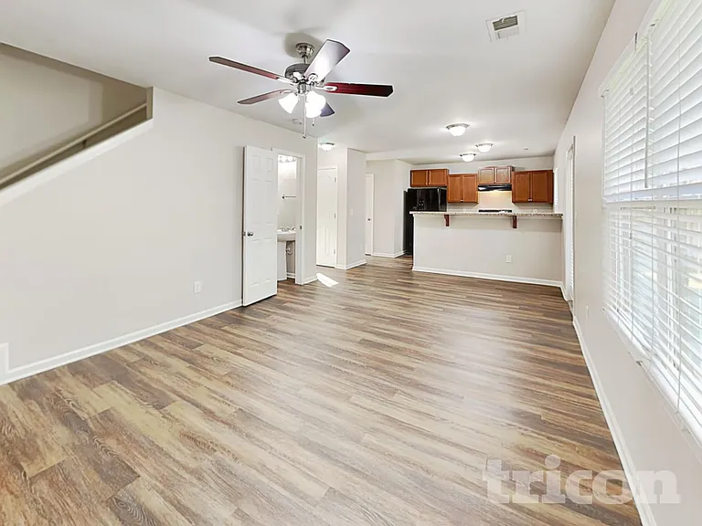 4748 Brewer Dr — Photo 4