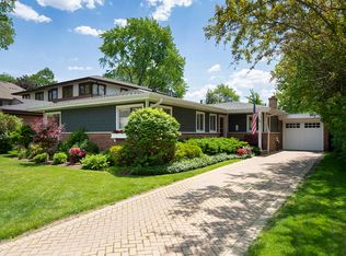 2727 Orchard Ln, Wilmette, IL