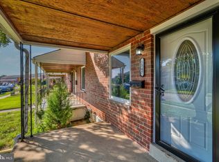 1047 Foxchase Ln, Essex, MD 21221