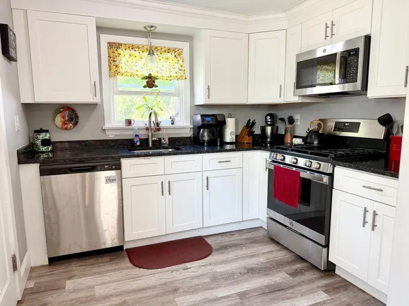 7 General Cobb St #7, Taunton, MA 02780