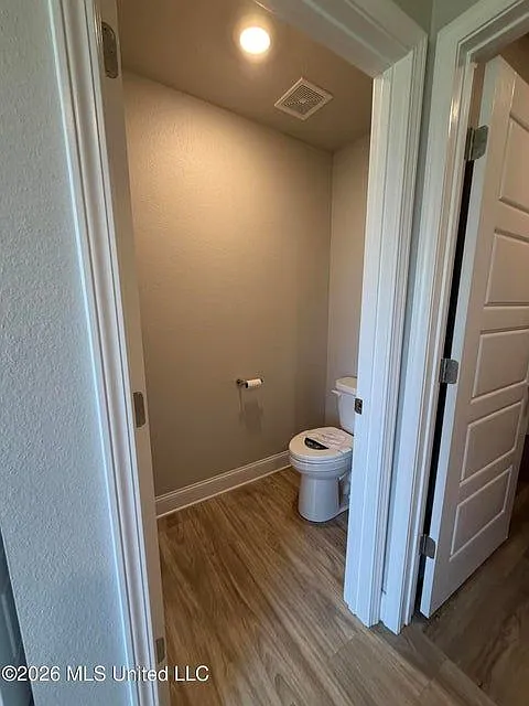 4 bed, 2.0 bath, 1743 sqft, $1,950 — Photo 3