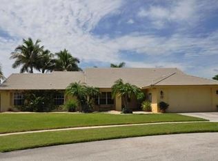 711 NW 201st Ave, Pembroke Pines, FL 33029