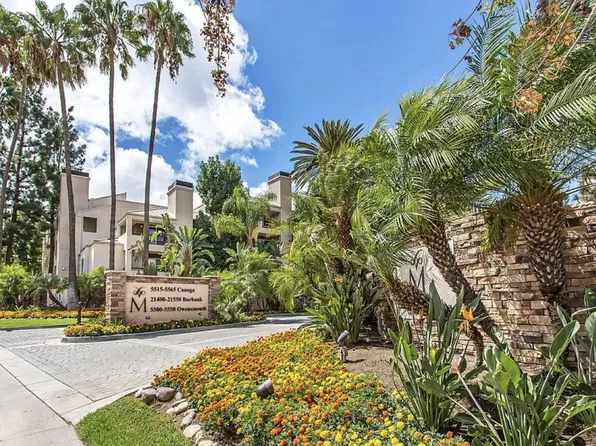 21450 Burbank Blvd, Woodland Hills, CA