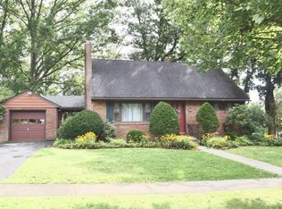 2818 Country Club Rd, Endicott, NY 13760