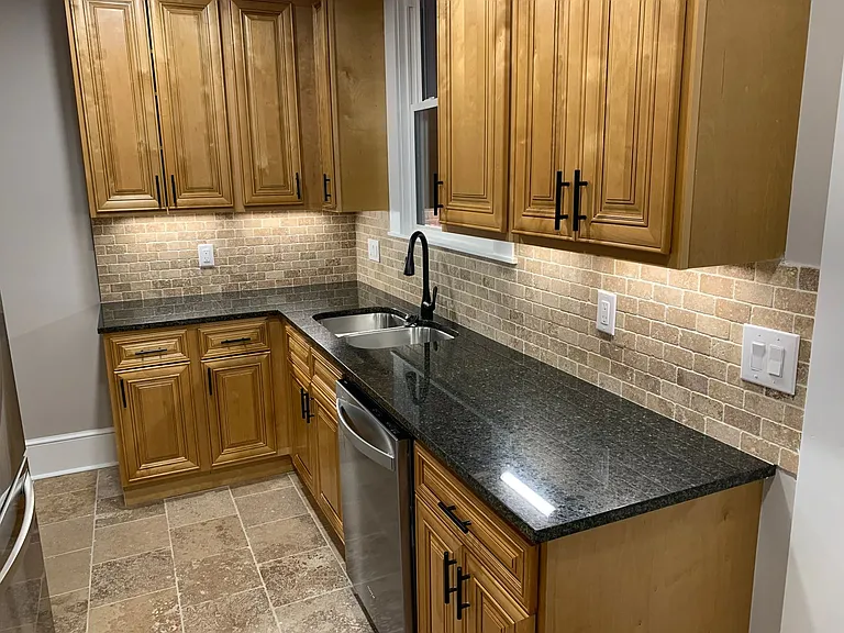 34-36 W California Ave — Photo 5