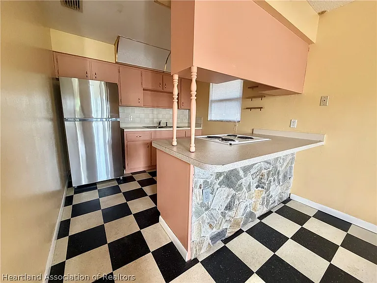 3746 Skipper Rd — Photo 2
