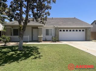 804 Astoria Park Dr, Bakersfield, CA 93311