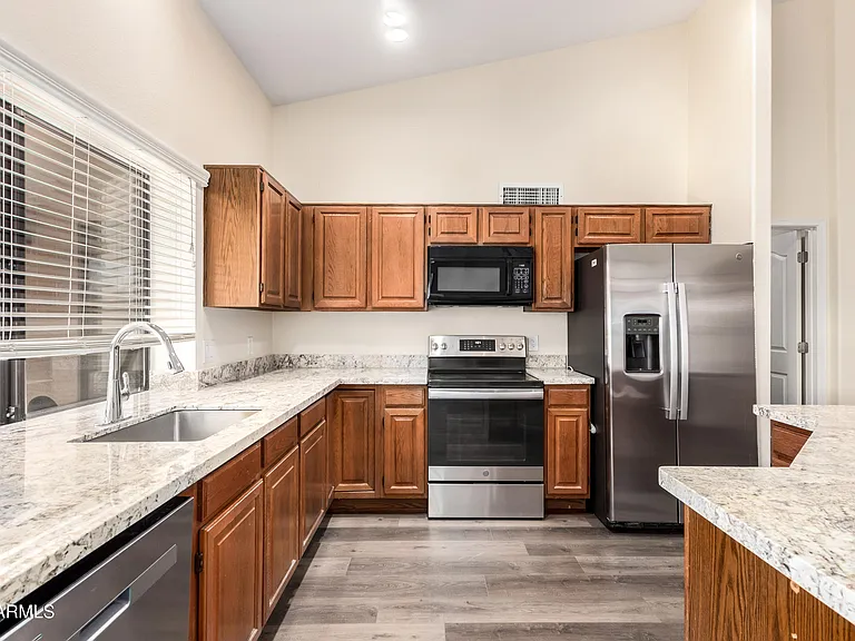 1517 W Islandia Dr — Photo 15