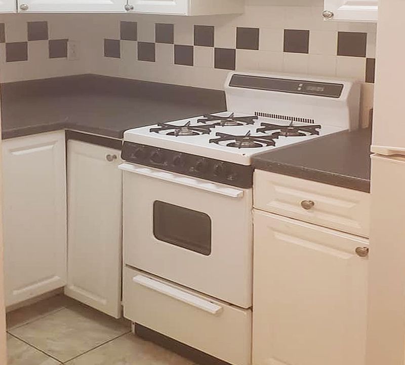 2nd image of 49 W 85th St APT 2C