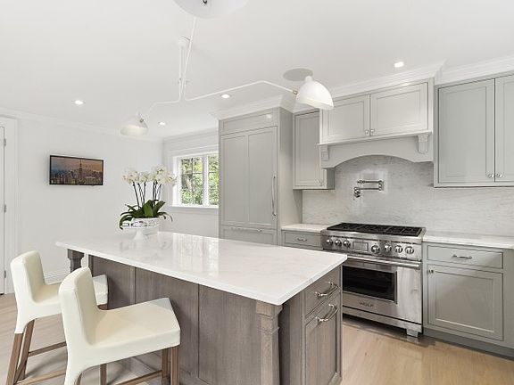 5th image of 31 Archibald Way