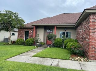 10719 Fenway Ln, Denham Springs, LA 70726