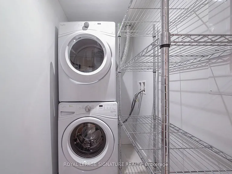 525 Adelaide St W #1534 — Photo 12
