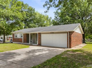 1732 Del Rosa Way, Saint Louis, MO 63138