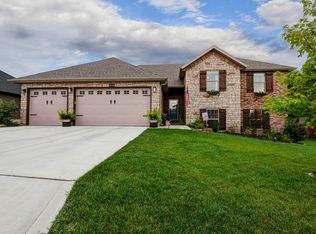 2734 W Miramar Rd, Ozark, MO 65721