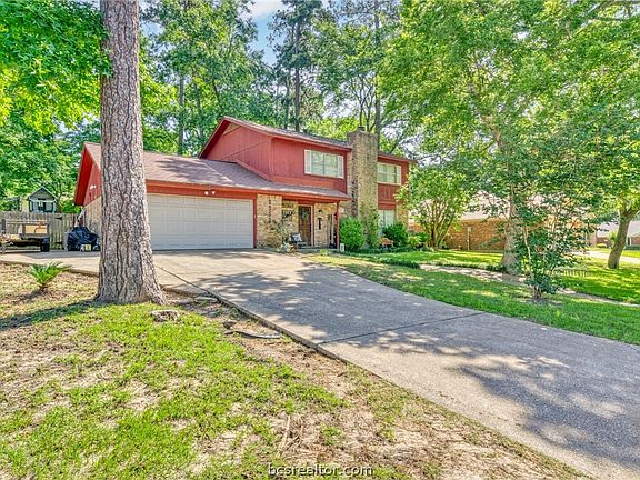 2nd image of 3353 Thornwood Way
