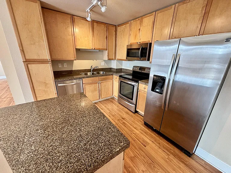 Open kitchen, seen from the living room.