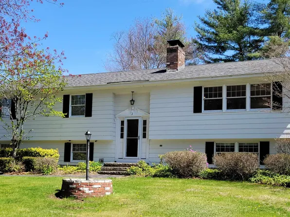 2 Vinewood Lane, Rochester, NH 03867