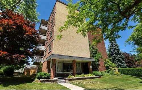 14 Norris Pl #404 Photo 1