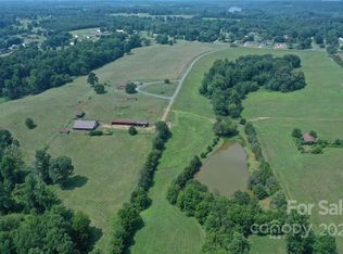 5221 Bolick Rd, Claremont, NC 28610