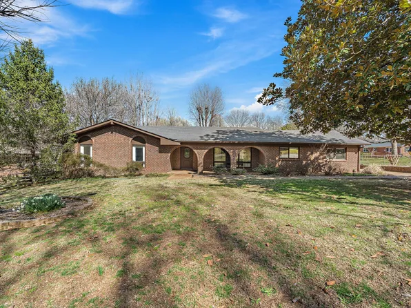 1309 Mariner Dr, Columbia, TN 38401