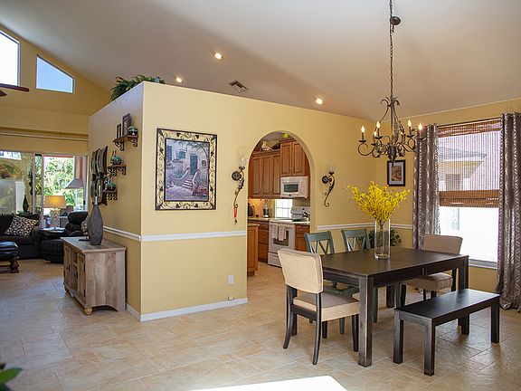 5th image of 18016 Horseshoe Bay Cir