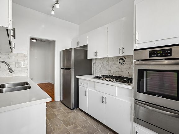 4th image of 3344 Keystone Ave Unit 9