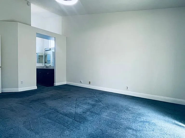 836 Marsh Creek Dr — Photo 25