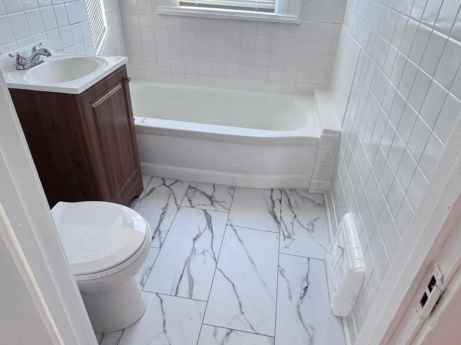 2 bed, 1100 sqft, $1,300 — Photo 4