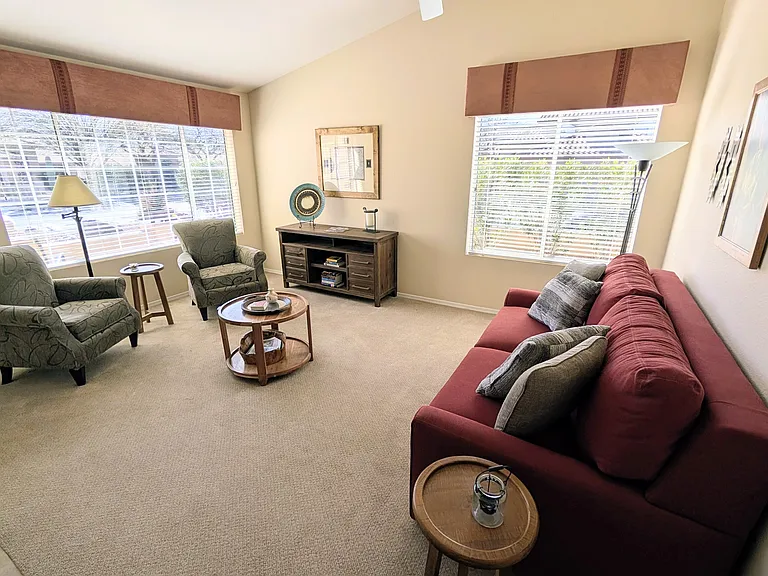 38774 S Desert Bluff Dr — Photo 4