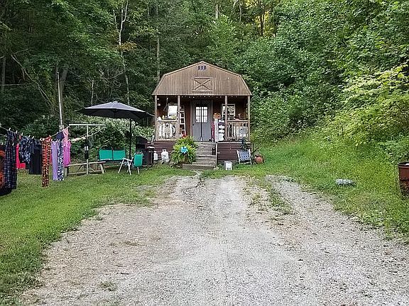 2nd image of 1580 W State Highway 70